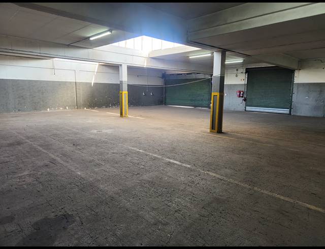 651M² WAREHOUSE TO LET IN WADEVILLE